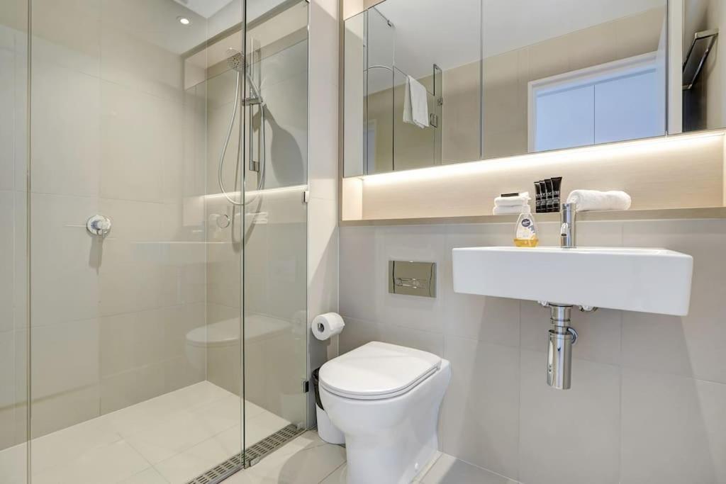 Wake Up In Front Of Water Bay Beckons- 2B2B1C Apartment Melbourne Ngoại thất bức ảnh