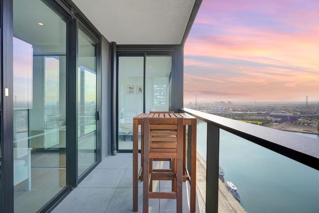 Wake Up In Front Of Water Bay Beckons- 2B2B1C Apartment Melbourne Ngoại thất bức ảnh